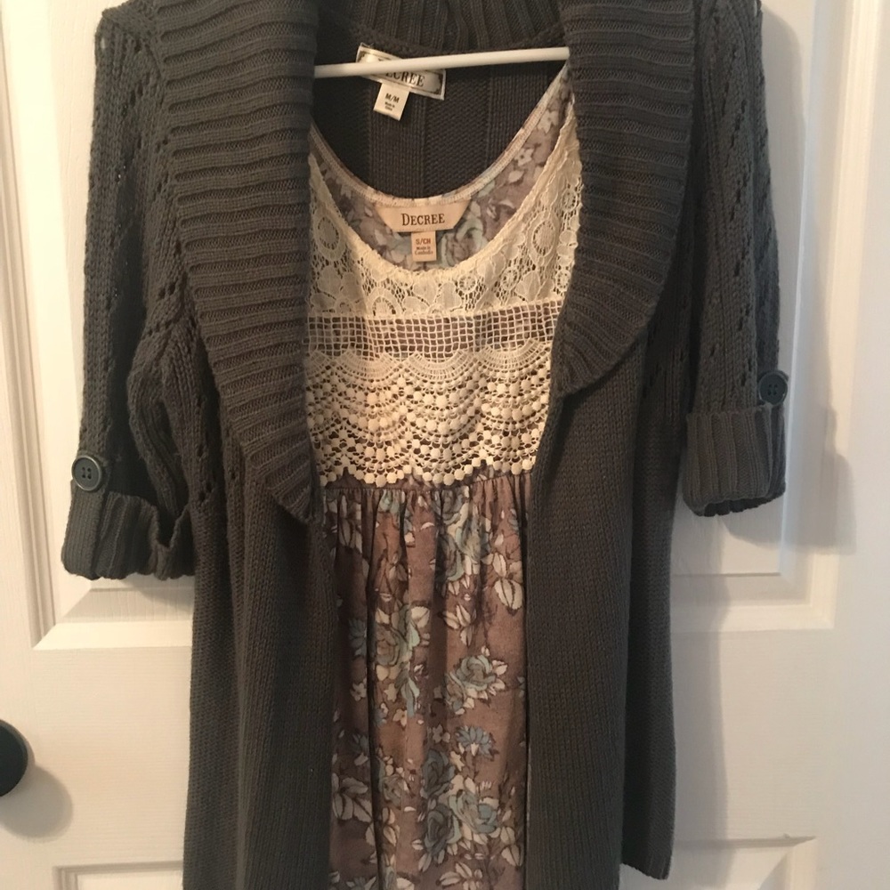 Decree brand sweater and tank top set